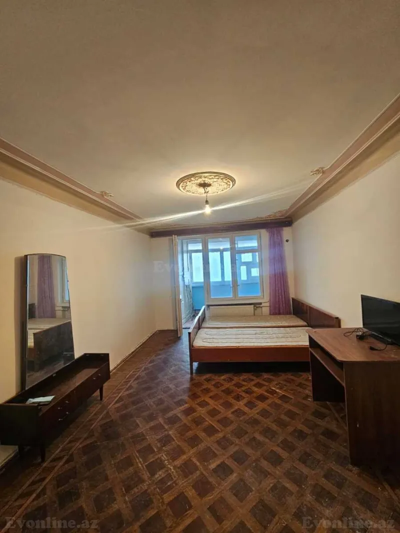 Satılır 3 otaqlı Mənzil Köhnə tikili 62 m² Nəsimi r. - şəkil 11