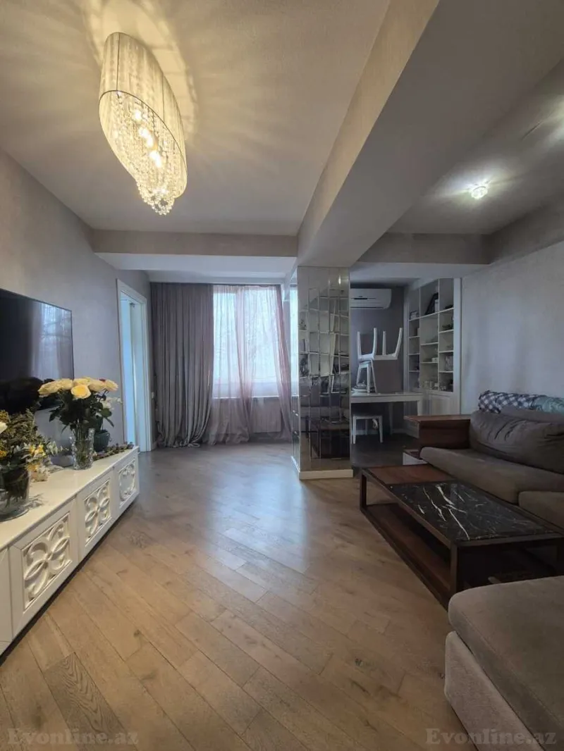 Satılır 4 otaqlı Mənzil Köhnə tikili 100 m² Elmlər Akademiyası m. - şəkil 3