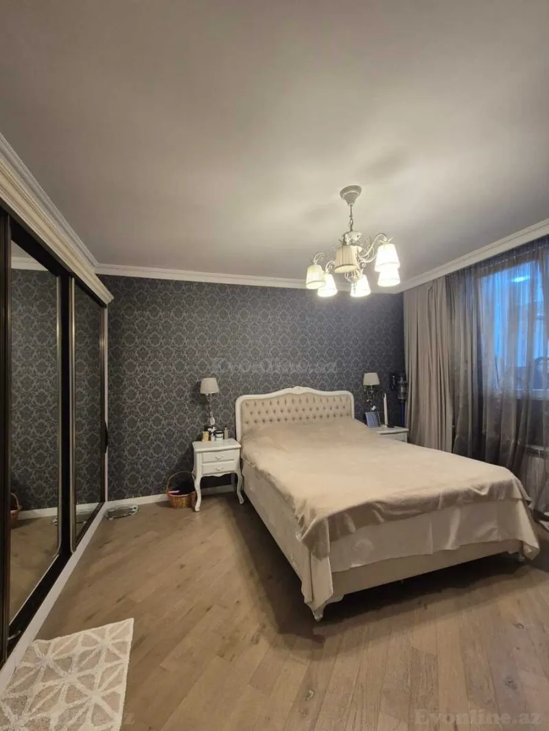 Satılır 4 otaqlı Mənzil Köhnə tikili 100 m² Elmlər Akademiyası m. - şəkil 4