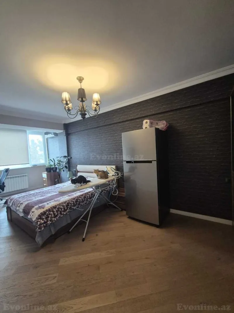 Satılır 4 otaqlı Mənzil Köhnə tikili 100 m² Elmlər Akademiyası m. - şəkil 7