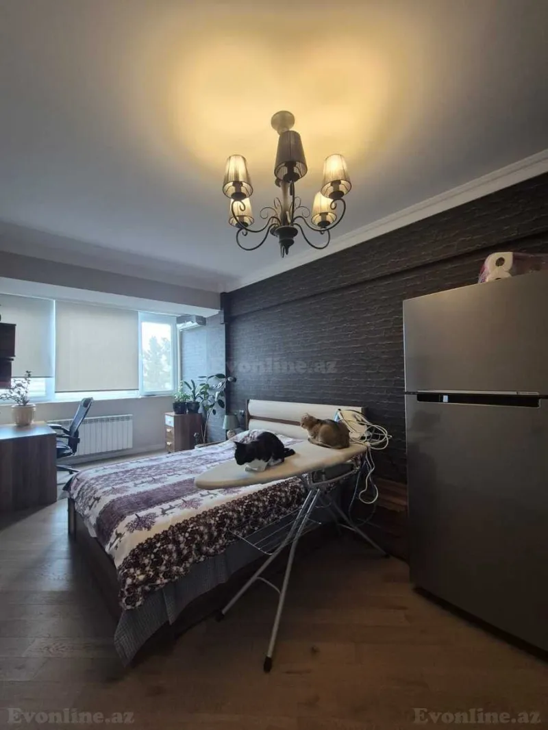 Satılır 4 otaqlı Mənzil Köhnə tikili 100 m² Elmlər Akademiyası m. - şəkil 8