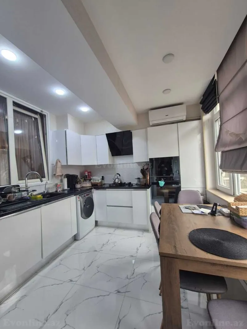 Satılır 4 otaqlı Mənzil Köhnə tikili 100 m² Elmlər Akademiyası m. - şəkil 12