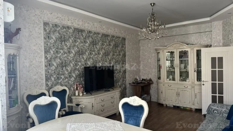 Satılır 2 otaqlı Mənzil Yeni tikili 70 m² Həzi Aslanov - şəkil 2