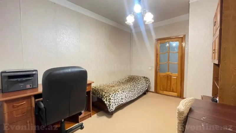 Satılır 4 otaqlı Mənzil Köhnə tikili 100 m² 9-cu mikrorayon - şəkil 8