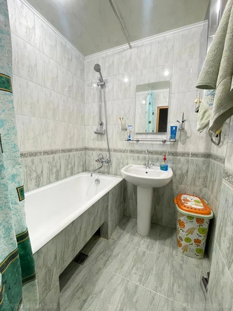 Satılır 4 otaqlı Mənzil Köhnə tikili 100 m² 9-cu mikrorayon - şəkil 15