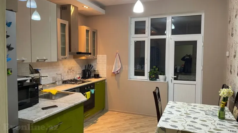 Kirayə verilir 3 otaqlı Mənzil Yeni tikili 95 m² İnşaatçılar m. - şəkil 7