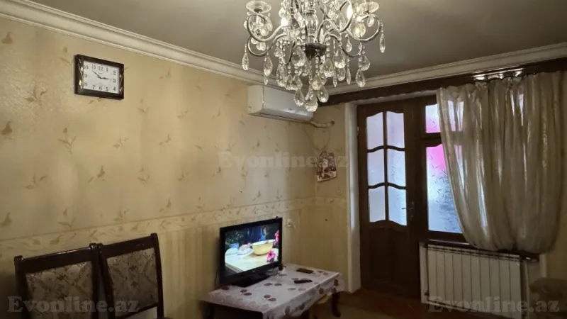 Satılır 3 otaqlı Mənzil Köhnə tikili 62 m² Neftçilər m. - şəkil 3