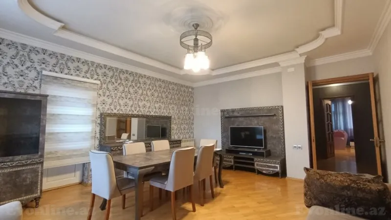 Kirayə verilir 3 otaqlı Mənzil Yeni tikili 133 m² 8-ci mikrorayon