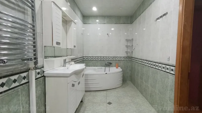 Kirayə verilir 3 otaqlı Mənzil Yeni tikili 133 m² 8-ci mikrorayon - şəkil 7