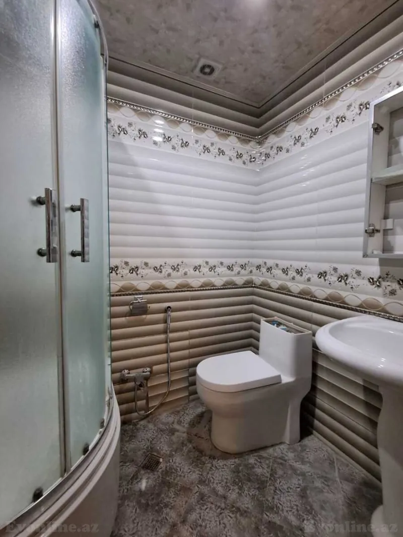 Satılır 3 otaqlı Mənzil Yeni tikili 130 m² 8 Noyabr m. - şəkil 14