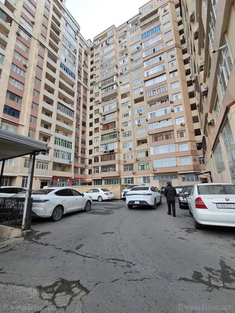 Satılır 3 otaqlı Mənzil Yeni tikili 130 m² 8 Noyabr m. - şəkil 15