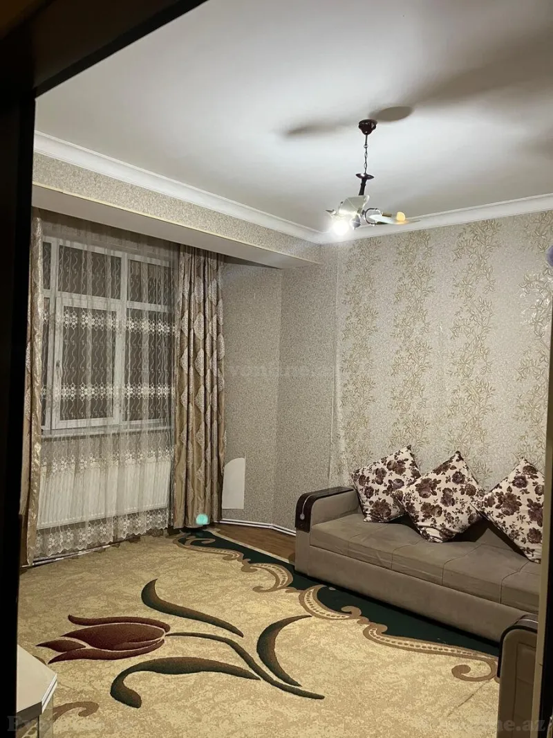 Kirayə verilir 2 otaqlı Mənzil Köhnə tikili 60 m² Nizami r.