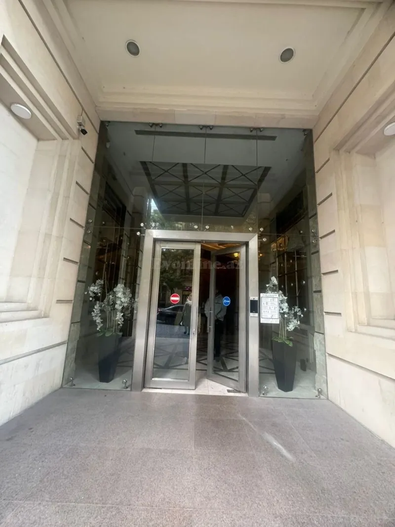 Kirayə verilir 3 otaqlı Mənzil Yeni tikili 106 m² 28 May m. - şəkil 11