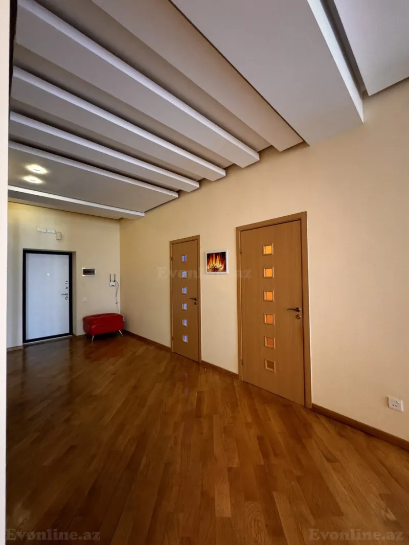 Kirayə verilir 3 otaqlı Mənzil Yeni tikili 155 m² 28 May m. - şəkil 7