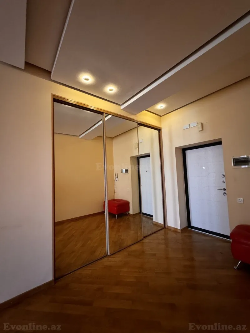 Kirayə verilir 3 otaqlı Mənzil Yeni tikili 155 m² 28 May m. - şəkil 9