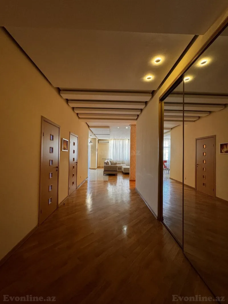 Kirayə verilir 3 otaqlı Mənzil Yeni tikili 155 m² 28 May m. - şəkil 10