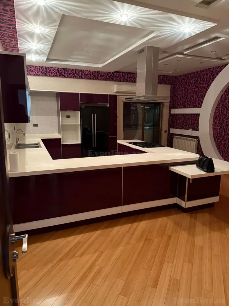 Satılır 4 otaqlı Mənzil Yeni tikili 316 m² 28 May m. - şəkil 12