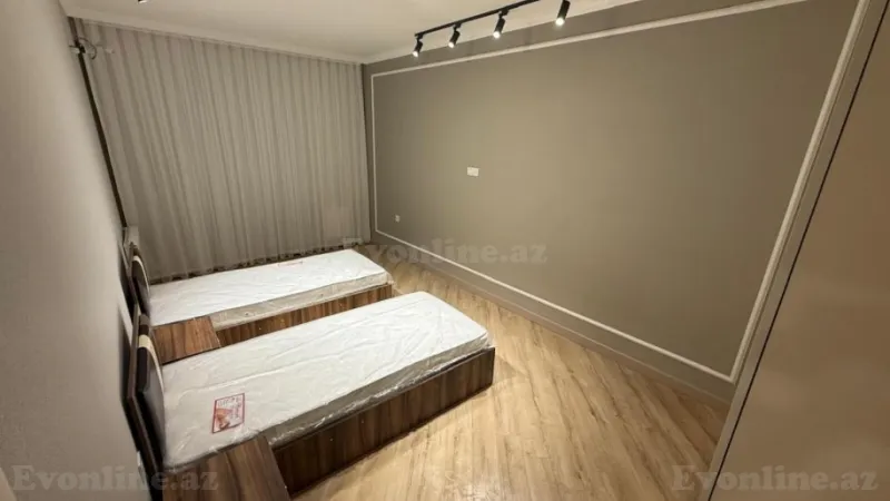 Kirayə verilir 3 otaqlı Mənzil Yeni tikili 110 m² 7-ci mikrorayon - şəkil 6