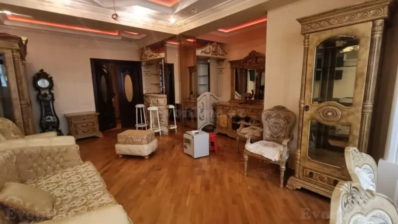 Kirayə verilir 4 otaqlı Mənzil Yeni tikili 150 m² Xətai m. - şəkil 3