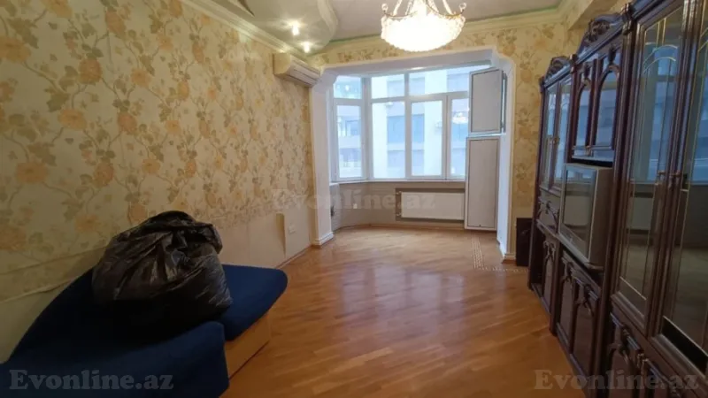 Kirayə verilir 4 otaqlı Mənzil Yeni tikili 150 m² Xətai m. - şəkil 9