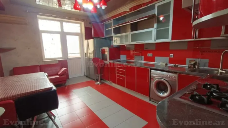 Kirayə verilir 4 otaqlı Mənzil Yeni tikili 150 m² Xətai m. - şəkil 12