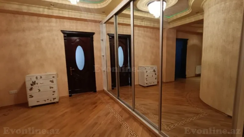 Kirayə verilir 4 otaqlı Mənzil Yeni tikili 150 m² Xətai m. - şəkil 17