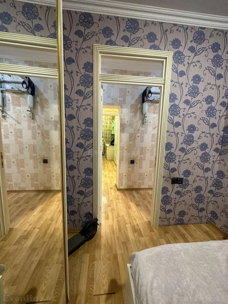 Satılır 3 otaqlı Mənzil Köhnə tikili 77 m² Yasamal r. - şəkil 9