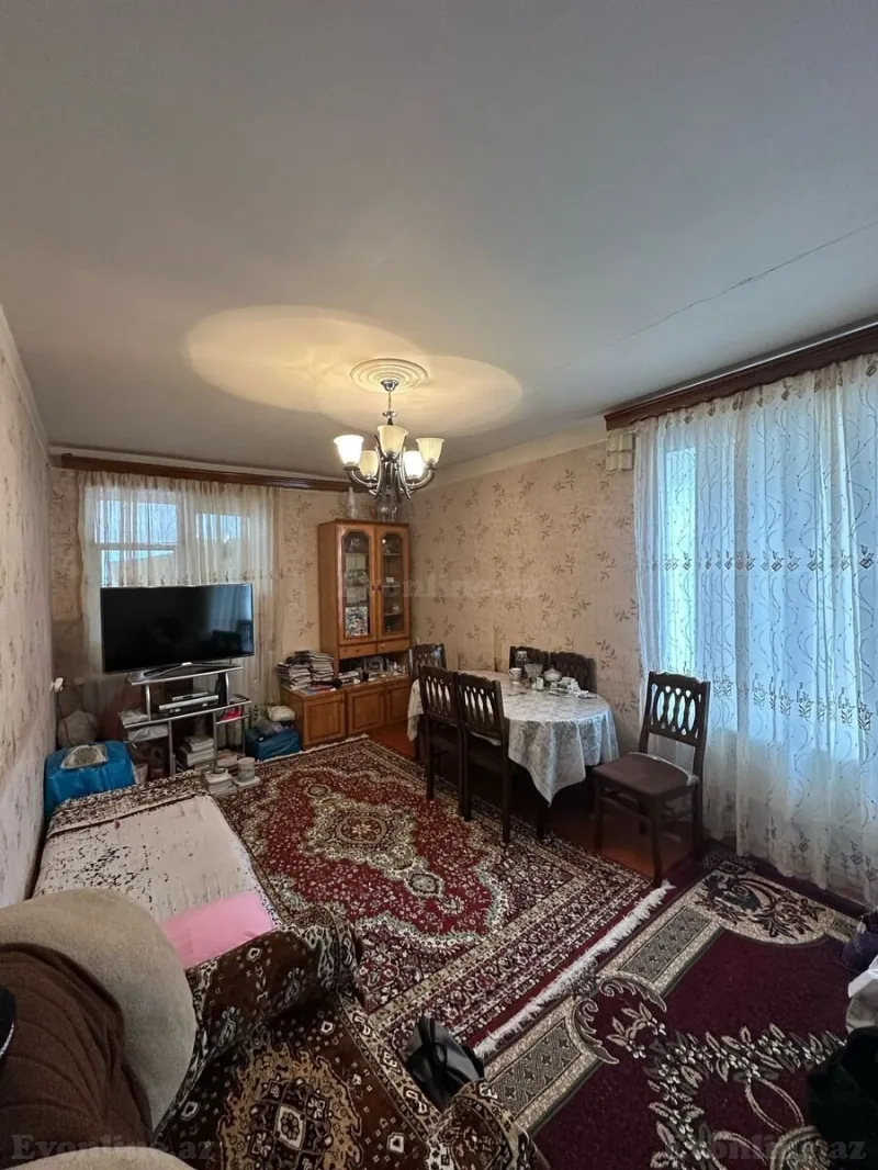 Satılır 2 otaqlı Mənzil Köhnə tikili 50 m² Xalqlar Dostluğu m.