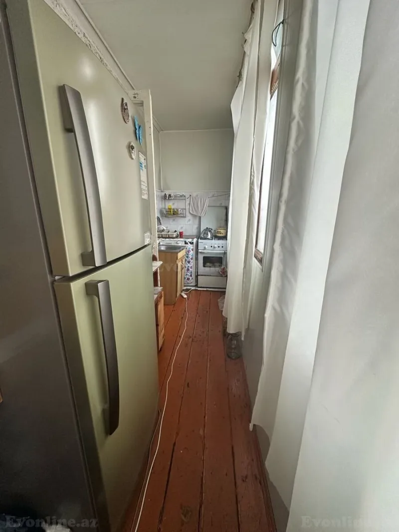 Satılır 2 otaqlı Mənzil Köhnə tikili 50 m² Xalqlar Dostluğu m. - şəkil 3