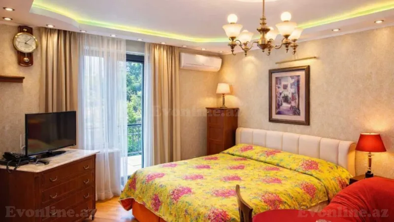 Kirayə verilir 1 otaqlı Mənzil Köhnə tikili 45 m² İçərişəhər m.