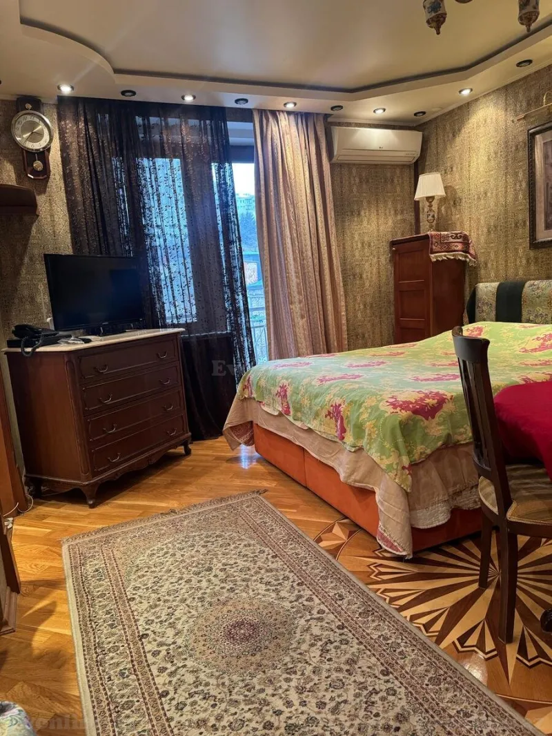 Kirayə verilir 1 otaqlı Mənzil Köhnə tikili 45 m² İçərişəhər m. - şəkil 7