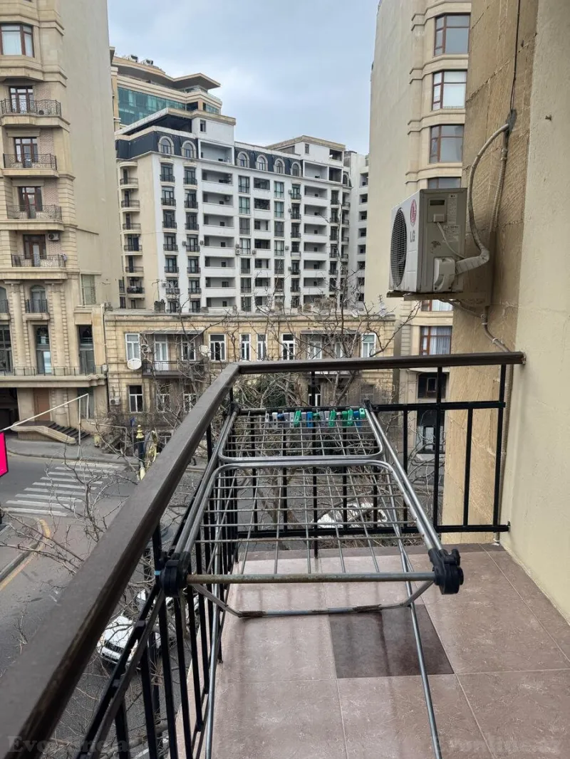 Kirayə verilir 1 otaqlı Mənzil Köhnə tikili 45 m² İçərişəhər m. - şəkil 19