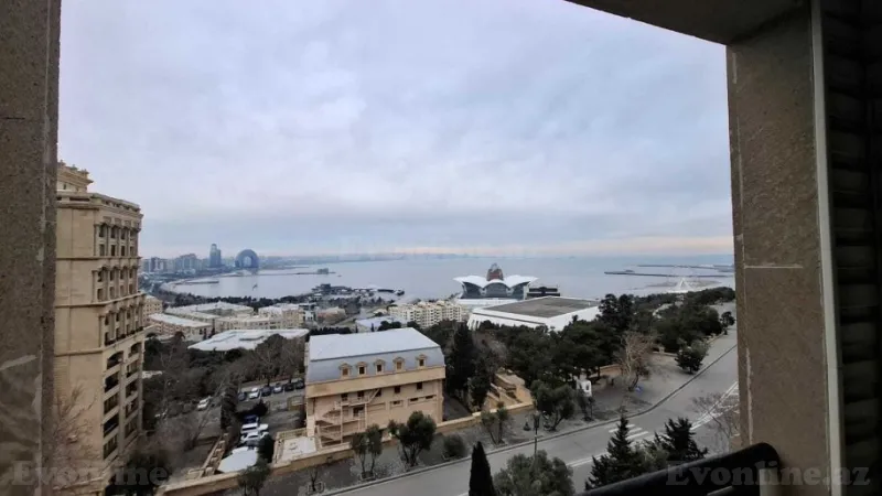 Kirayə verilir 3 otaqlı Mənzil Köhnə tikili 86 m² İçərişəhər m. - şəkil 10