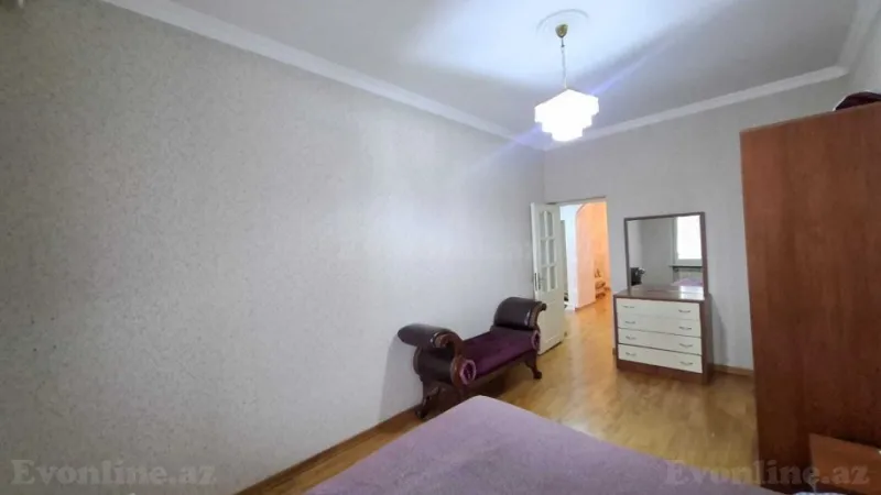 Kirayə verilir 3 otaqlı Mənzil Köhnə tikili 86 m² İçərişəhər m. - şəkil 13
