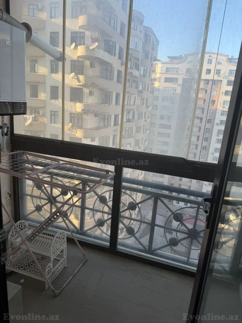 Satılır 4 otaqlı Mənzil Yeni tikili 190 m² Nərimanov r. - şəkil 12