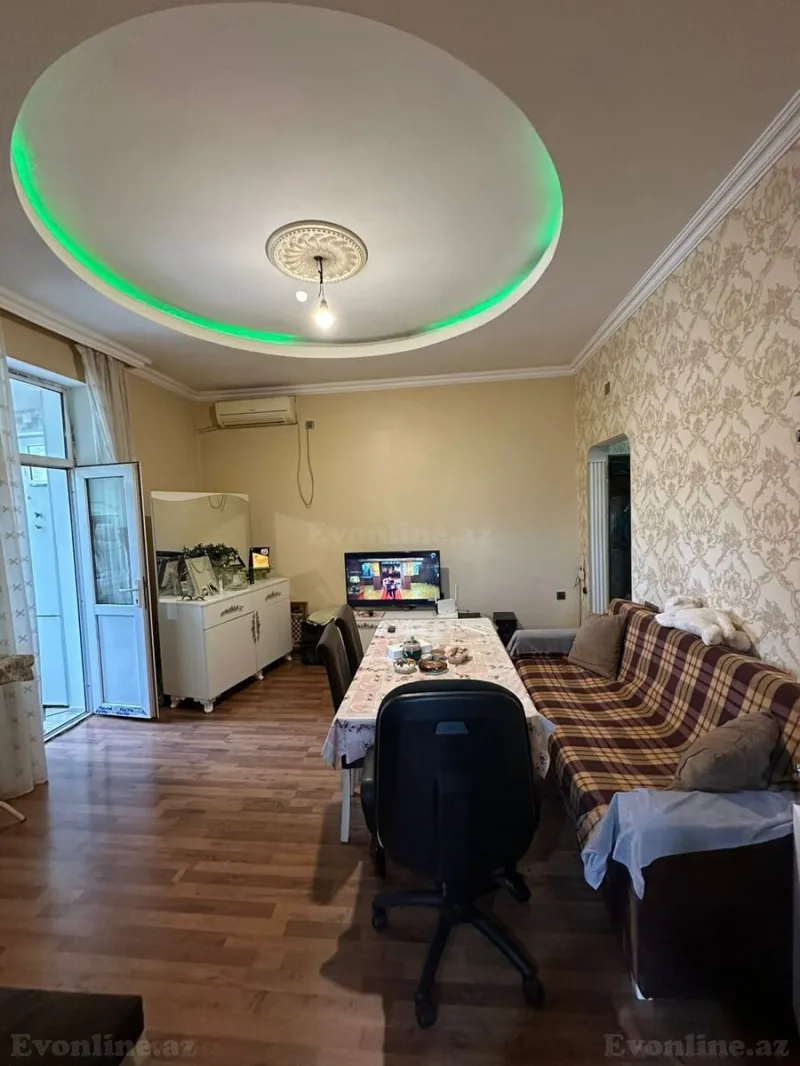 Satılır 3 otaqlı Mənzil Köhnə tikili 65 m² Binə
