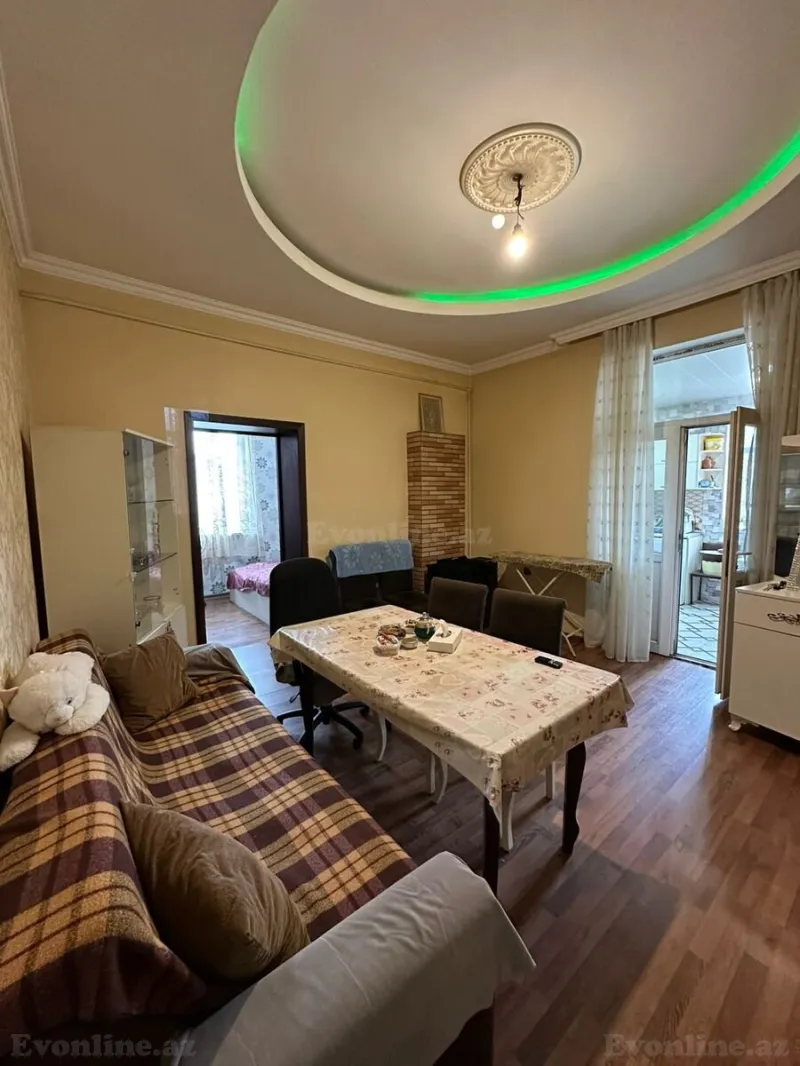 Satılır 3 otaqlı Mənzil Köhnə tikili 65 m² Binə - şəkil 2