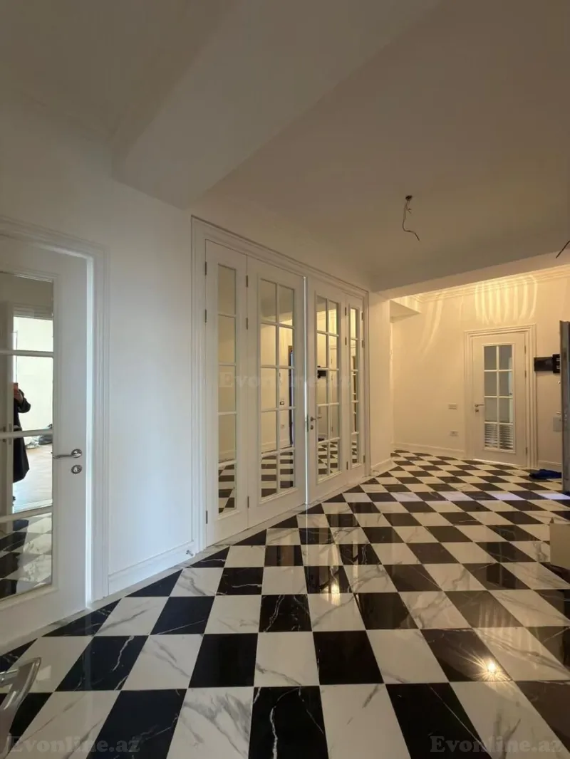 Satılır 3 otaqlı Mənzil Yeni tikili 147 m² Xətai r.