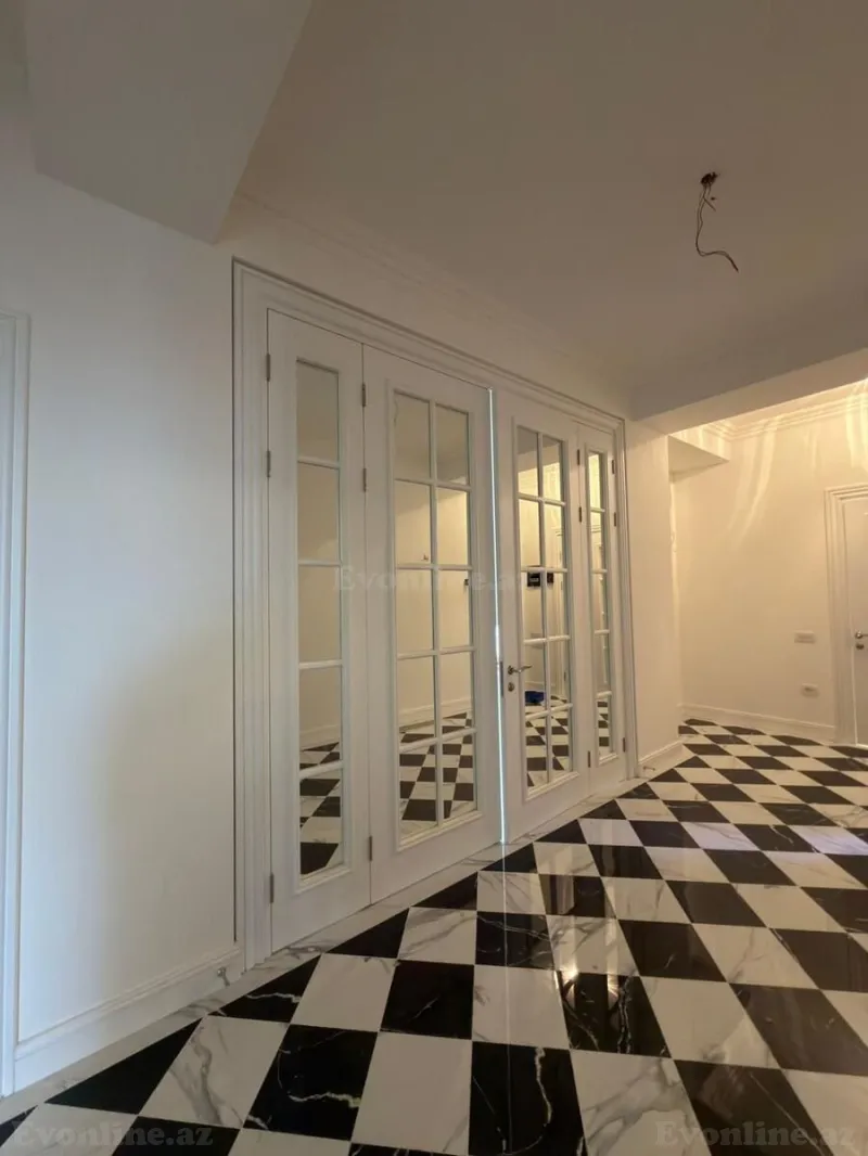 Satılır 3 otaqlı Mənzil Yeni tikili 147 m² Xətai r. - şəkil 2