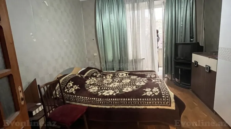 Satılır 4 otaqlı Mənzil Köhnə tikili 100 m² İçərişəhər m. - şəkil 3