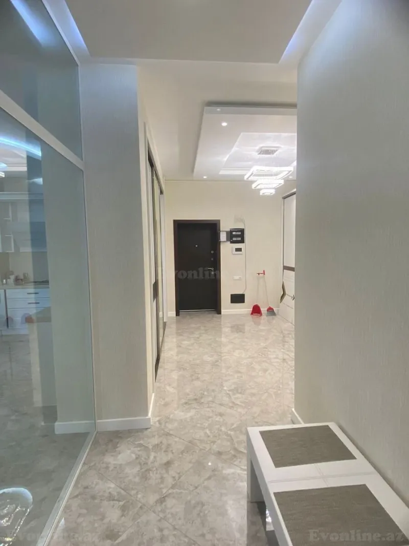 Kirayə verilir 4 otaqlı Mənzil Yeni tikili 200 m² Nizami m. - şəkil 6