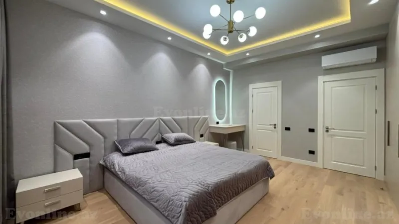 Kirayə verilir 3 otaqlı Mənzil Yeni tikili 150 m² Xətai r.