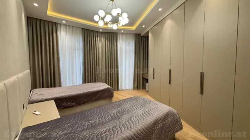 Kirayə verilir 3 otaqlı Mənzil Yeni tikili 150 m² Xətai r. - şəkil 14