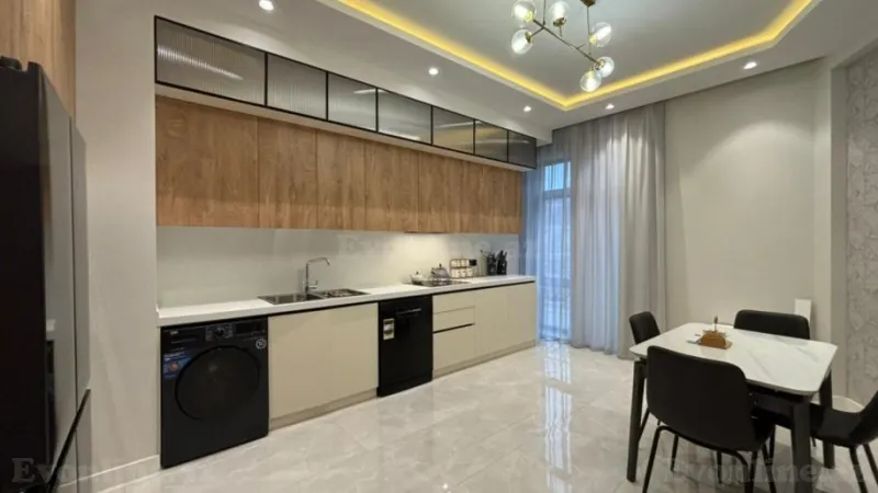 Kirayə verilir 3 otaqlı Mənzil Yeni tikili 150 m² Xətai r. - şəkil 19