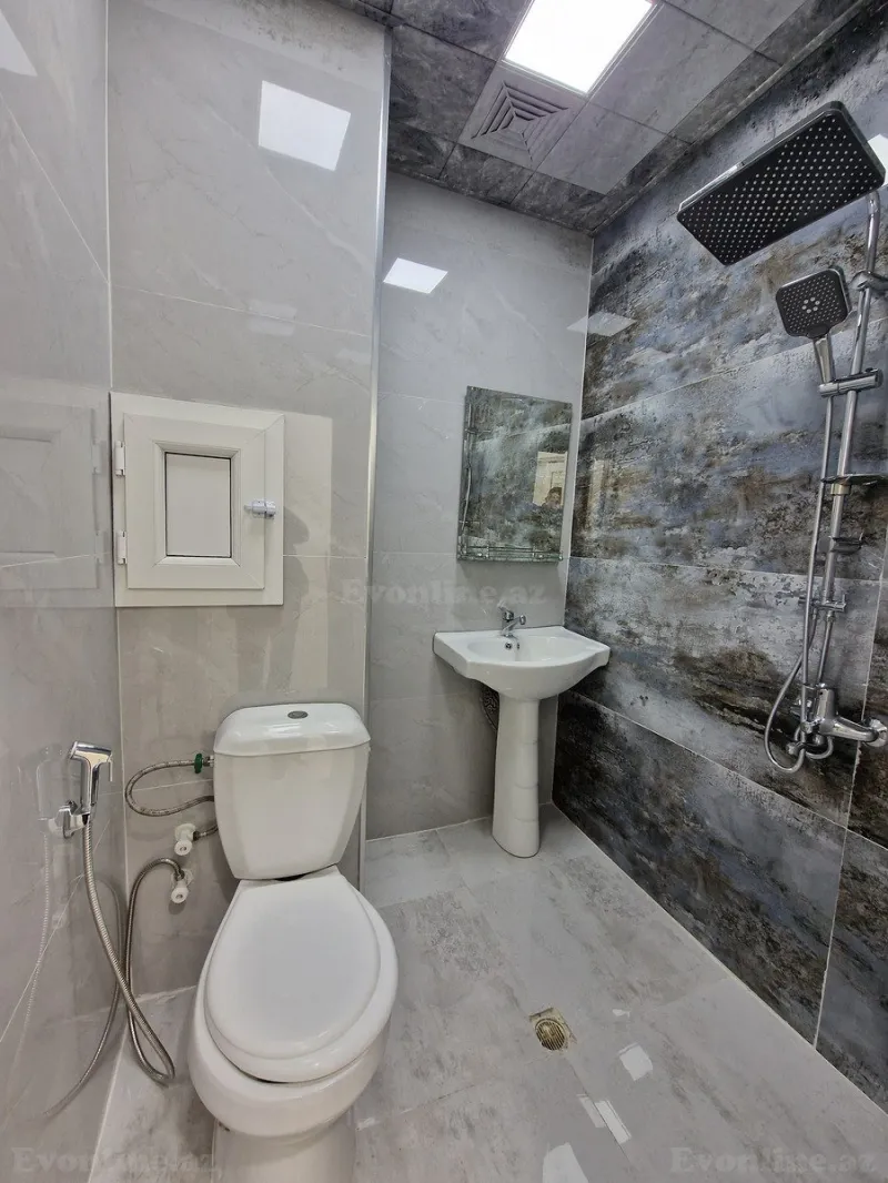 Satılır 2 otaqlı Mənzil Köhnə tikili 45 m² 4-cü mikrorayon - şəkil 13