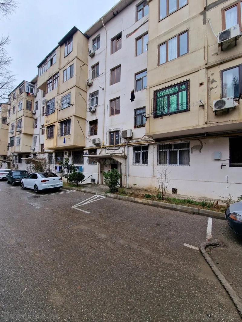 Satılır 2 otaqlı Mənzil Köhnə tikili 45 m² 4-cü mikrorayon - şəkil 17