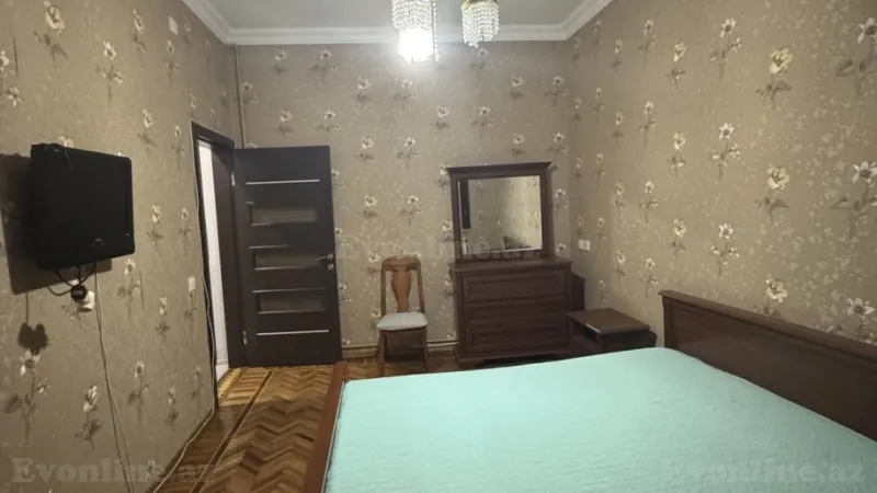 Kirayə verilir 3 otaqlı Mənzil Köhnə tikili 90 m² Nəsimi r. - şəkil 7