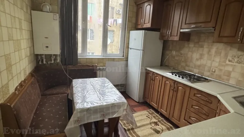 Kirayə verilir 3 otaqlı Mənzil Köhnə tikili 90 m² Nəsimi r. - şəkil 9