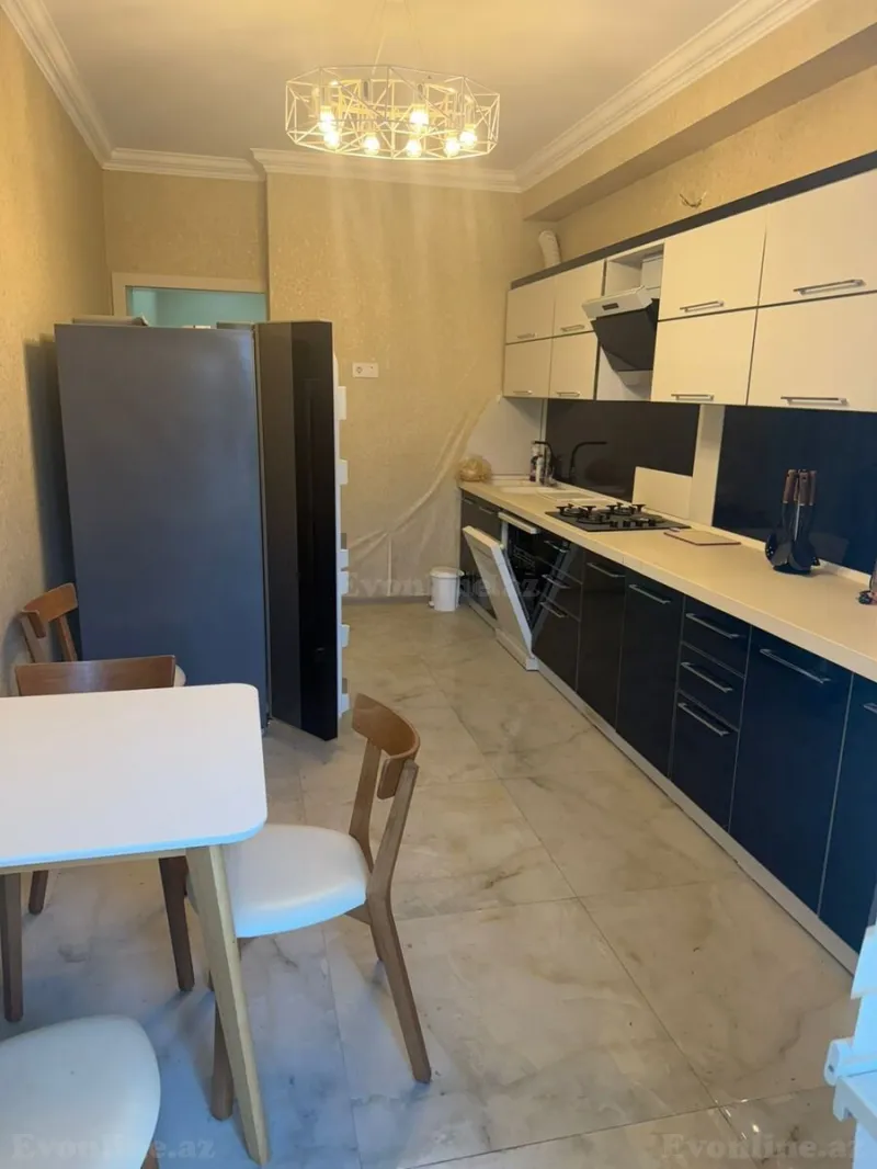 Satılır 4 otaqlı Mənzil Yeni tikili 190 m² Nəsimi r. - şəkil 8