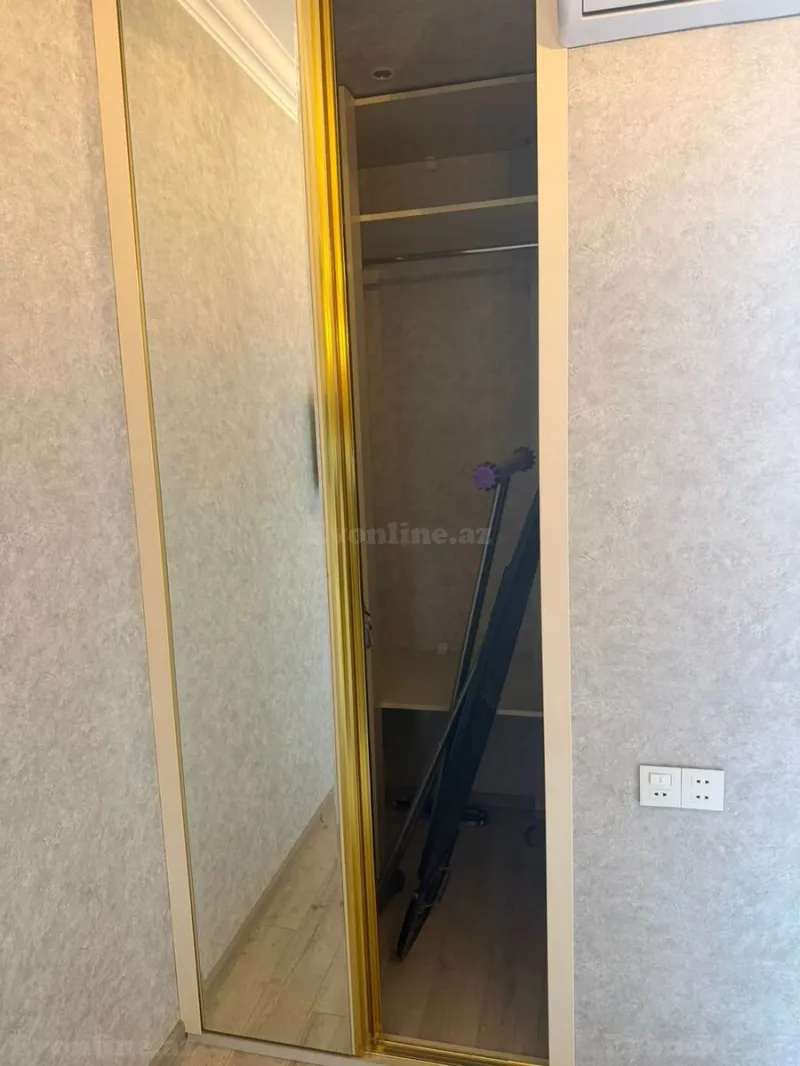 Satılır 4 otaqlı Mənzil Yeni tikili 190 m² Nəsimi r. - şəkil 17